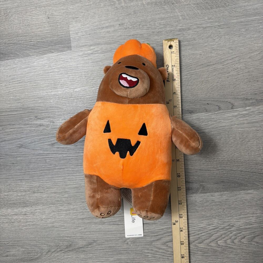 Minisou X We Bare Bare 12” Halloween GRIZZ in a Pumpkin NWT